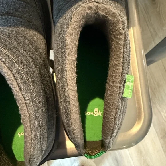 Sanuk Soft Gray Footwear - Picture 2 of 5